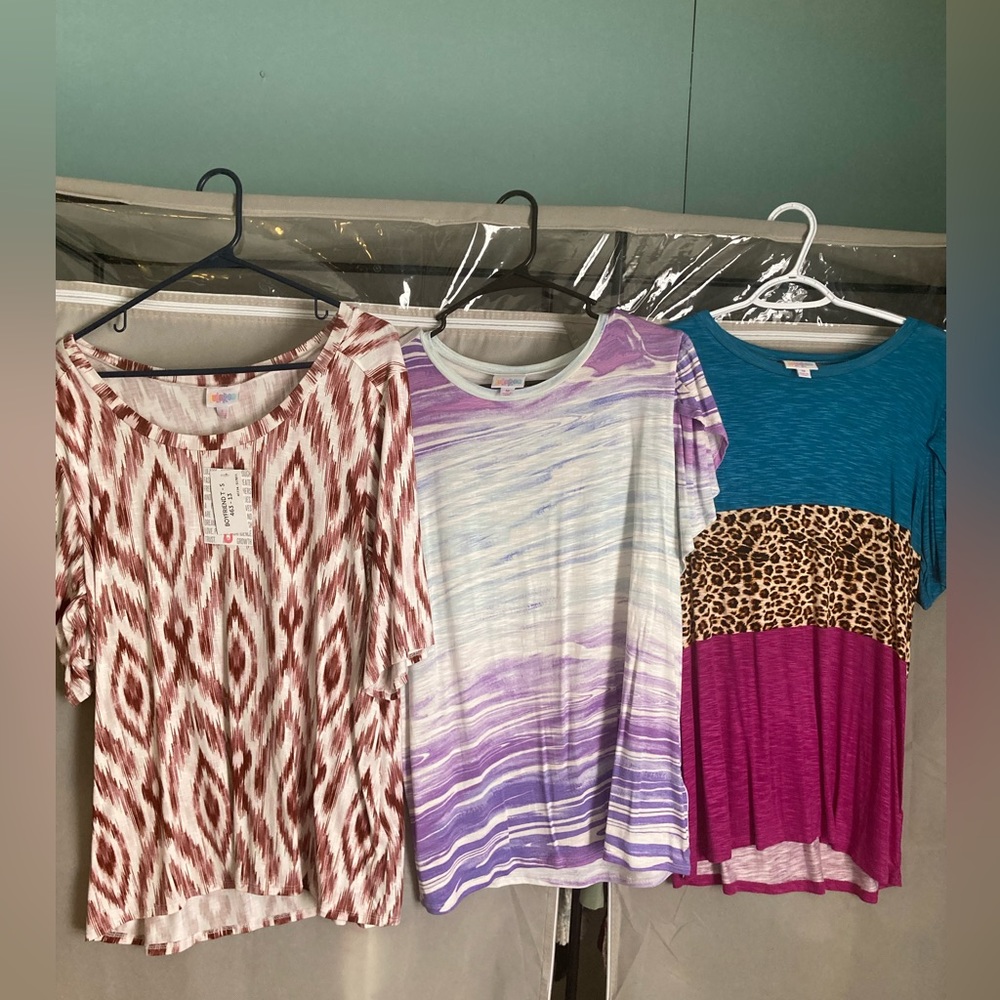 Lularoe Tops